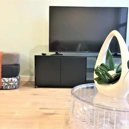 Iko Apartment *